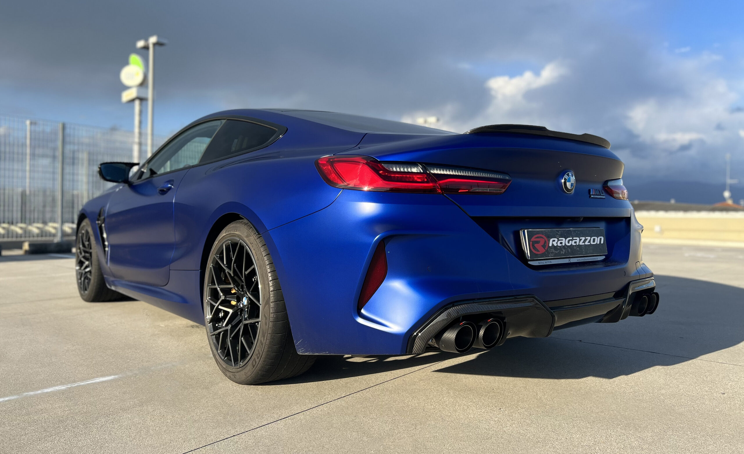 bmw_m8_f91__4-4_50-1145-84_spoiler02_0
